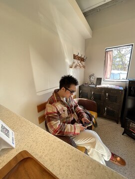 レイニシーエスエス(Rei2css) メンズカット|ワンカール仕上げ|スパイキーショート