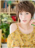 大人ハイライトカラー前下がり束感ショートh3川口20代30代40代