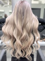 エリーツ(elyts) 【elyts渋谷】ホワイトミルクティー