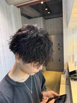 アクシー ヘアーアンドメイク(AXY HAIR&MAKE) ツイストスパイラルパーマ刈り上げマッシュ縦落ちパーマ