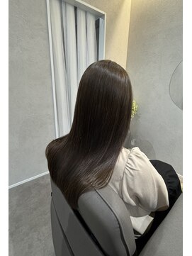 サロンドクオリア(Salon de Qualia) オリーブベージュ/オリーブグレージュ/艶髪/ニュアンスカラー/S