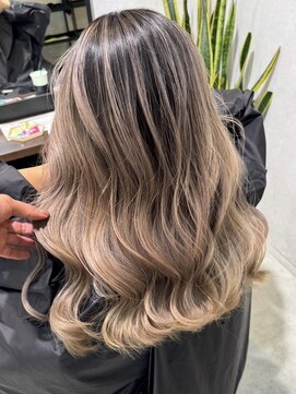メリー オオサカ(Merly Osaka) 海外balayage