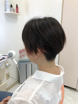 ブランシュール(Blancheur) 刈り上げショート