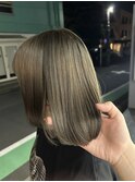 オリーブベージュ×ボブ