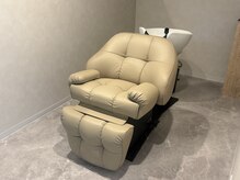 ニト(nito)の雰囲気(首や腰に負担の少ないシャンプー台をご用意しております。)