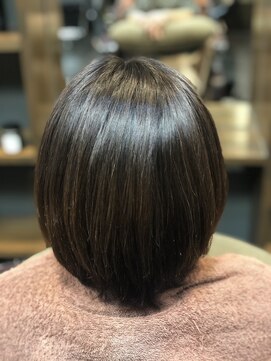 ヘアーデザイン サヴロ(HAIR DESIGN SAVRO) まとまらない髪をスッキリ!髪質改善TRでつるんとボブ