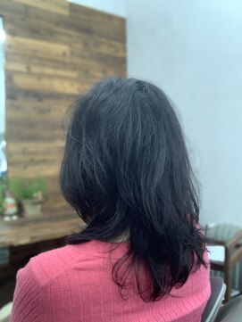 ヘアサロン スタイリスタ(hair salon stylista) くせ毛を生かして