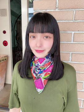 サロンドミルク 原宿(salon de MiLK) 【salon de MiLK 原宿】ミディアムヘアのおしゃバング