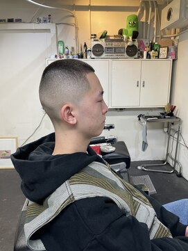 メリケンバーバーショップ フクオカ(MERICAN BARBERSHOP FUK) スキンフェード