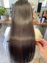 ユーリ(JUURI)&nbsp;酸性ストレートで梅雨対策