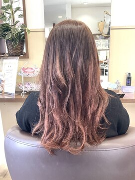 コアフィールフィス(COIFFURE fils) 新規お得クーポンあり【見附　今町】ピンクグラデーション