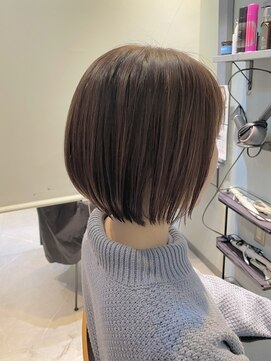 シェルベアー(Shell Bear) 縮毛矯正で乾かしただけでまとまる丸みボブ／銀座