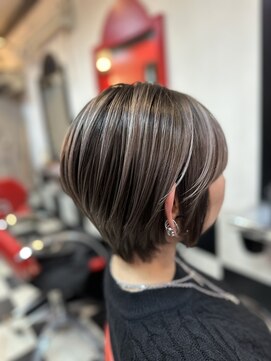 ロック フィールド ショートカットバレイヤージュ