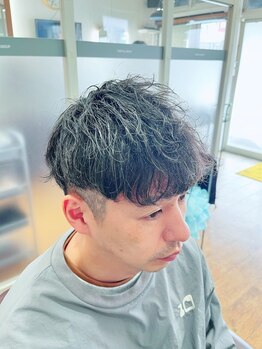 ヘアーアンドフェイス タケトイズ(hair&face TAKETO.is)の写真/お仕事もプライベートも、スタイリング次第でかっこよくキマるスタイルなら《TAKETO.is》にお任せ！