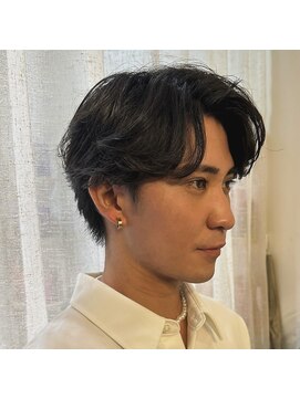 エストアール フクオカ 福岡博多店(est-r. Fukuoka) センターパート/フェザーパーマ/博多