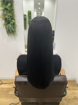 リンク(Link Hair&Spa) 黒髪サラツヤロング 前髪なし ナチュラルストレートヘア 小顔