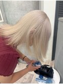 池袋ハイトーンカラーミルクティーベージュタッセルボブロンド◆