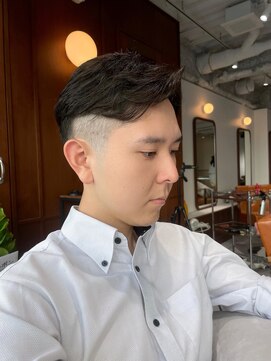 オーパスバイアンブルリュクス 池袋(Opus by ambleluxe) ビジネスショート/ニュアンスパーマ/毛流れパーマ