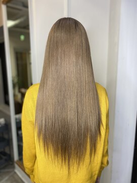 フツーロ 栄(FUTURO) プルエクステ