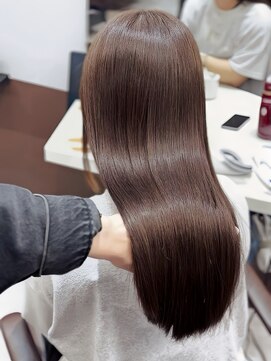コビーバイジーナ 梅田茶屋町(Coby by Zina) チョコレートブラウン 髪質改善でツヤツヤ