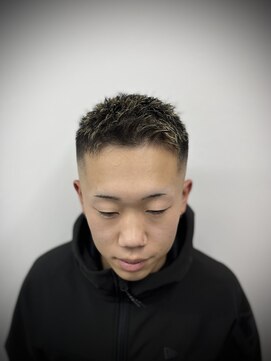 ヒロギンザ 難波店(HIRO GINZA) フェザーアップ×スキンフェード