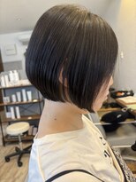 エイティヘア(Eighty hair)&nbsp;大人の魅力を引き出す前下がりショートボブ