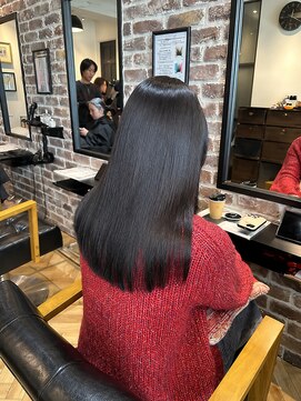 ジュイール(Jouir) 暗髪こそツヤが命！髪質改善でツヤを手に入れる
