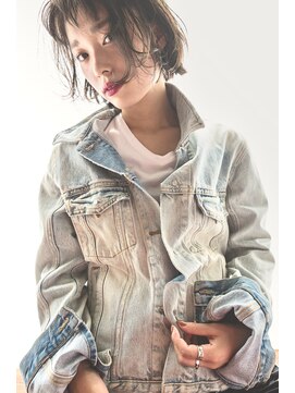 ヘアーアンドアトリエ マール(Hair&Atelier Marl) 【Marl】ハイライト入りブルージュカラーの無造作ショートボブ