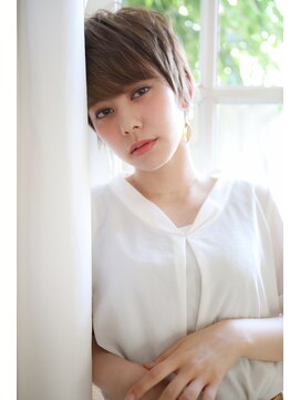 リル(Lilou) 【Lilou】大人かわいい 人気ショート 透明感イルミナカラー