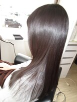 コア フィール ア デイ(COIFFURE A DAY)&nbsp;【見附今町】ロングストレート