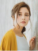 後れ毛、透け感たっぷりふんわりアレンジ