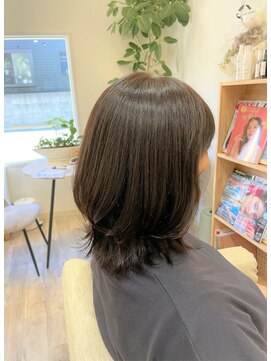 シマー(Shimmer) ふんわりレイヤー＆オリーブグレージュ