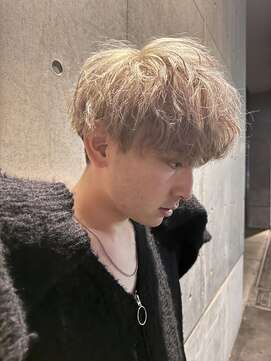 ガーデン オオタカノモリ(garden otakanomori) メンズブリーチカラー/ツーブロック/メンズカラー