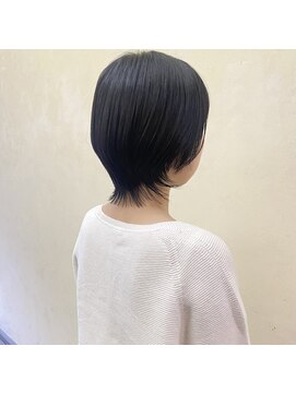 インサイドアウト(IN SIDE OUT+) ショートウルフ / ウルフヘア / ウルフカット【IN SIDE OUT+】