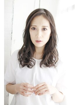 シュシュット(chouchoute) 美髪質改善ピンクブラウンエアリーロング切りっぱなしボブ/087