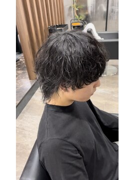 オーラ(AuRa) ウルフ×波巻きパーマ