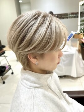ルミナスビューティーケア(Luminous beauty care) シャドールーツカラー