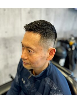 バーバーショップ ネオ セカンド(BARBERSHOP NEO2nd) スキンフェード　メンズショート　アップスタイル