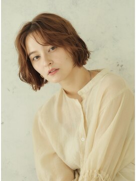 ビィシャイン 小野店 ほぐれるウェーブミディアムヘア