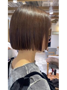 カルテット(Quartett) 【Quartett】ぱつっとボブ