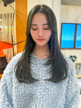 フルール(hair place Fleur) ロングレイヤー×オリーブベージュカラー
