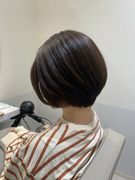 エレノア 枚方(Eleanor) グレージュ&ショートボブ☆ SHIZUKU