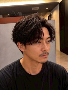 ジパングオム 押上店(Zipangu HOMME)の写真/【押上★メンズ特化】特殊パーマもお任せ!計算しつくされたカットとパーマの絶妙なバランスが人気。