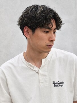 ヒロギンザプレミアムバーバースパ パレスホテル店(HIRO GINZA) ヒロ銀座/理容室/床屋/メンズカット/パーマ/メンズ特化