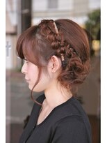 ボタニカ(Botanica)&nbsp;ざっくりと編み込んだパーティアップ