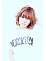 イグレックビス(igrek bis) IGREKBISジグザグバング×ブルージュ×3Dカラー×ミニマムボブ