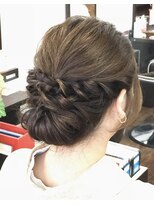 ラクープ(LA COUPE) ロープ編み込みアレンジ