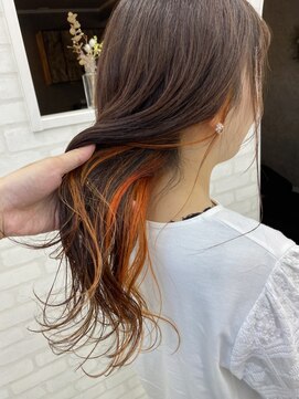 ホワイト(WHITE HAIR@NICOLA) インナーオレンジ×ゆるふわロング