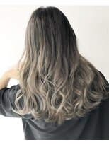 シュネア(shunea330)&nbsp;ハイライト×グラデーション×透明感