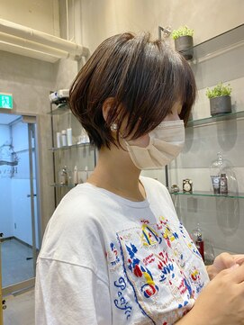 レーヴバイロンド 仙台(Reve by Lond) まとまるショートボブ　外ハネボブ　ペールベージュ